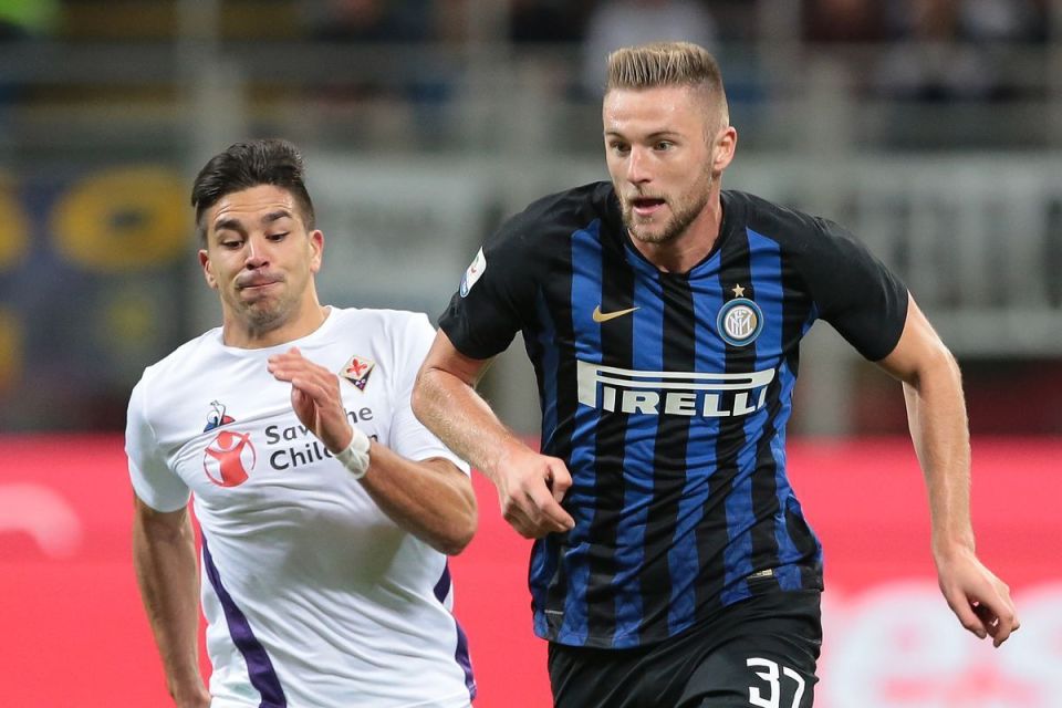 包含佛罗伦萨主场一球小胜，保级希望渐起的词条