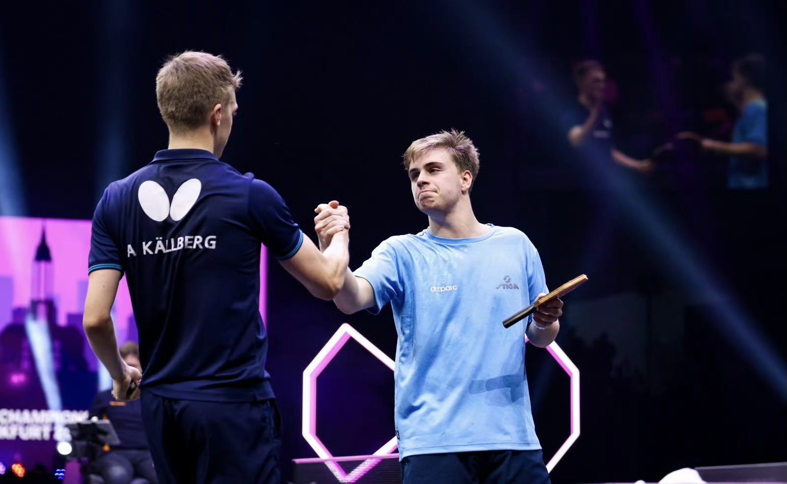 瑞典选手积极进取，勇夺头名