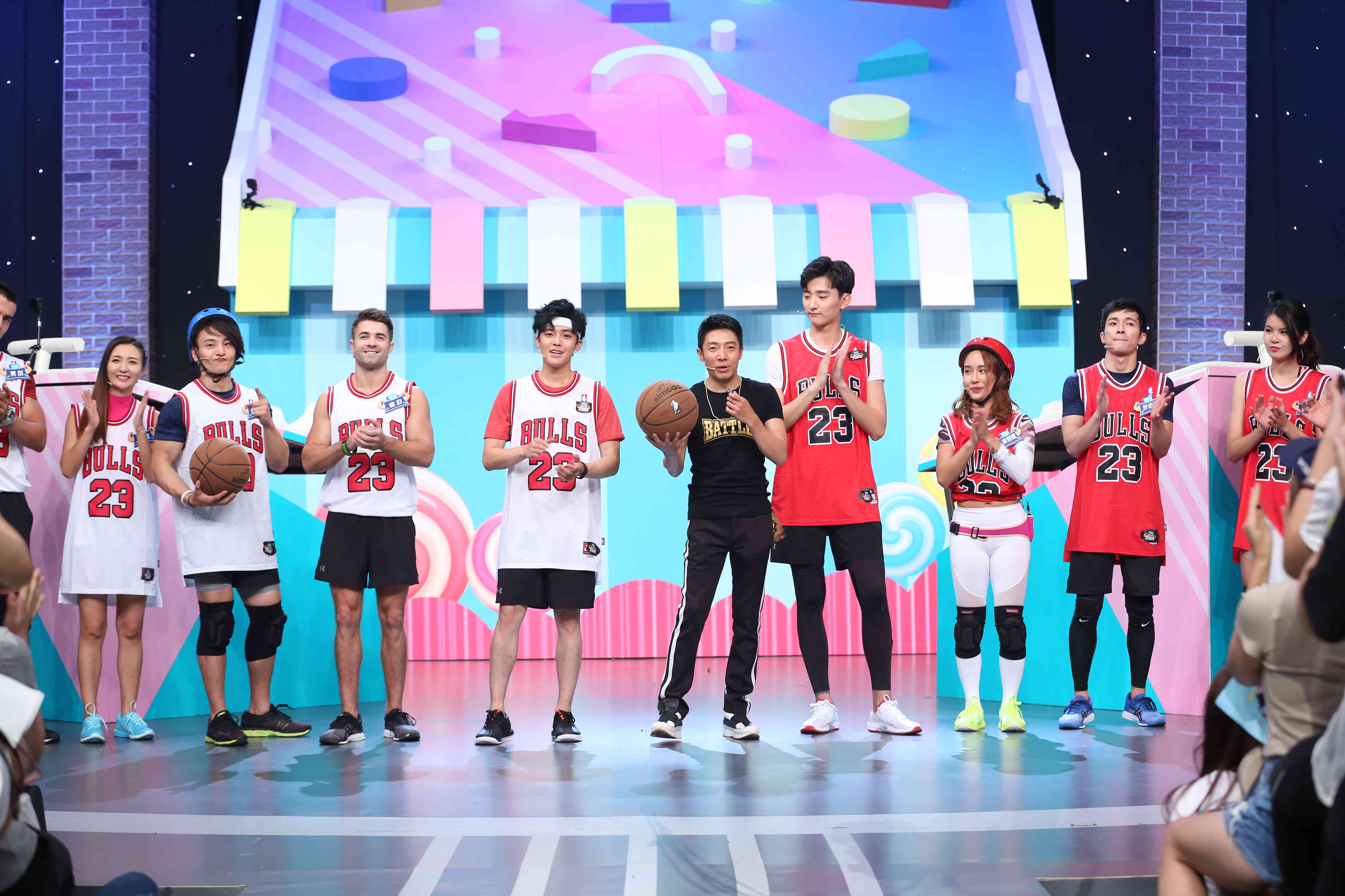 九游游戏-关于体育竞技场上群英荟萃，激烈对决令人热血沸腾的信息