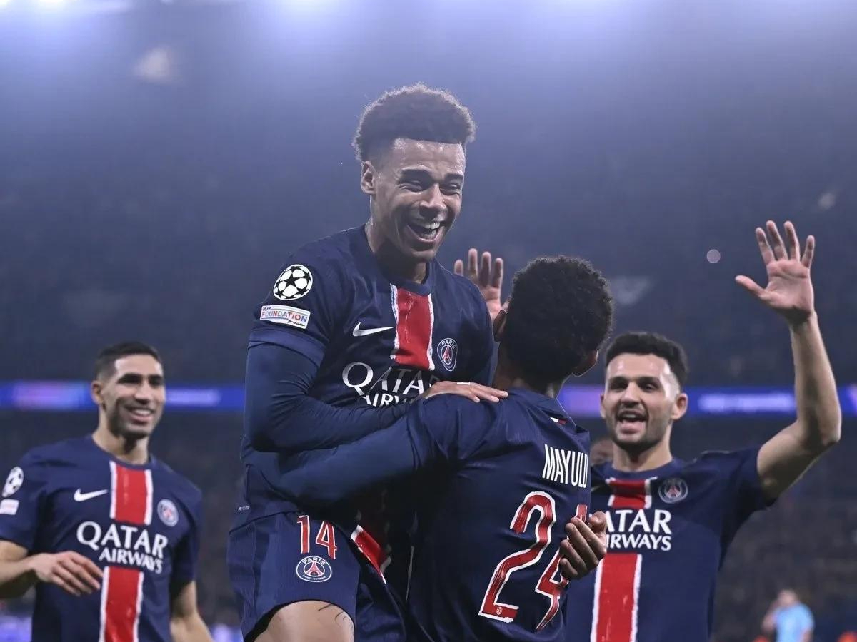 巴黎圣日耳曼大胜，轻松晋级