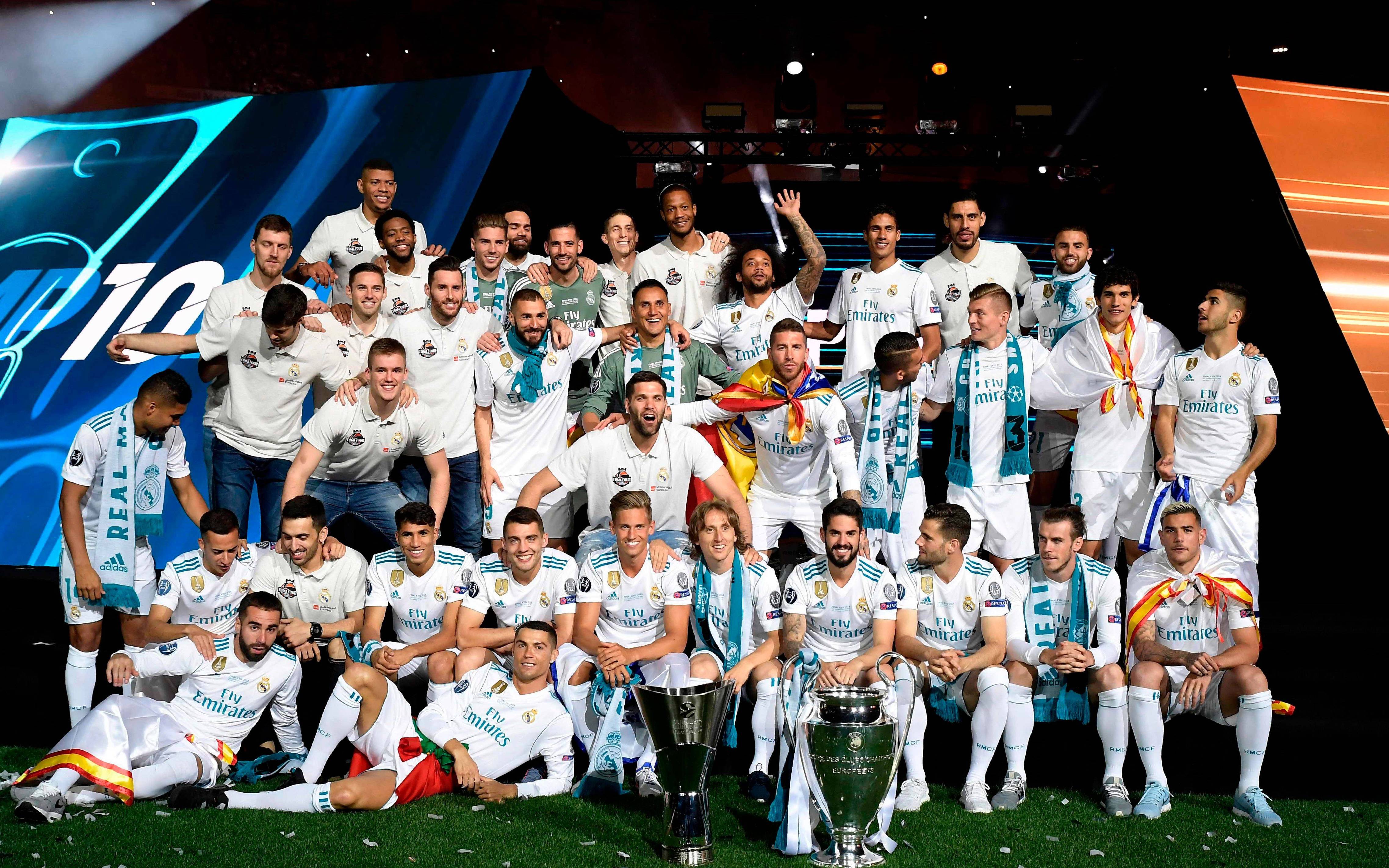 包含皇马再度晋级，克罗斯造杀机，皇马战胜拜仁慕尼黑的词条