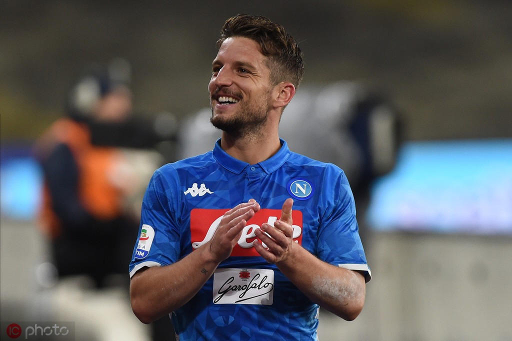 那不勒斯中场梅尔滕斯伤愈归队，助球队重整旗鼓