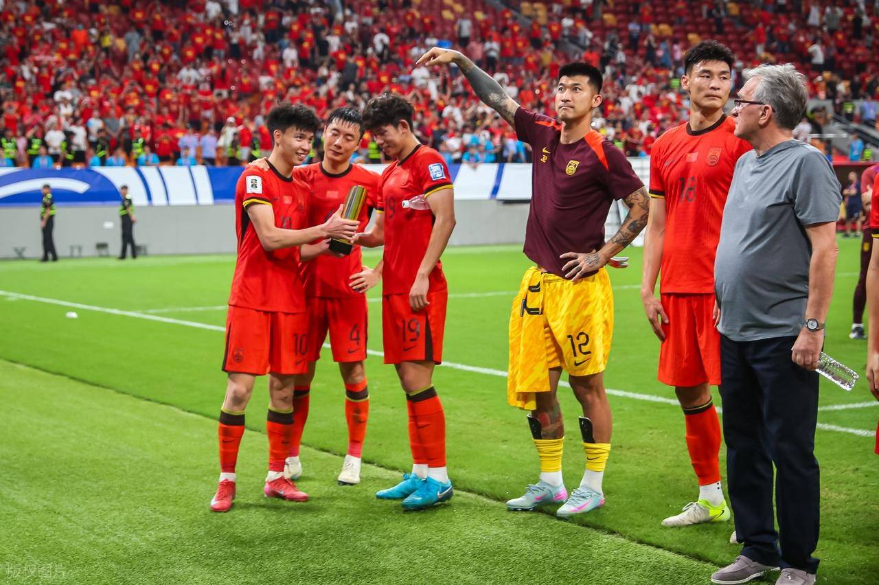 切尔西反击连胜，赢得球迷称赞