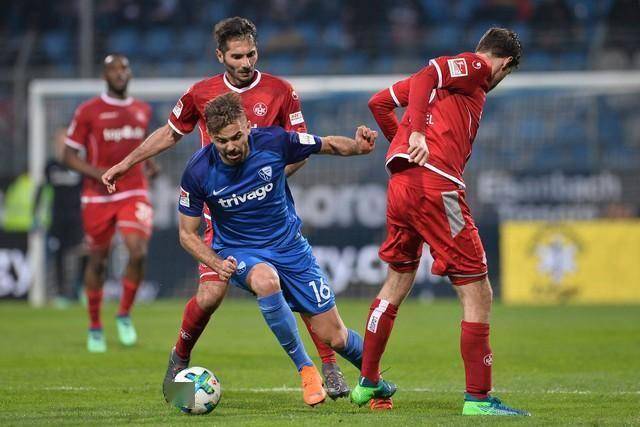 奥格斯堡主场较量，战胜沙尔克，喜悦无限