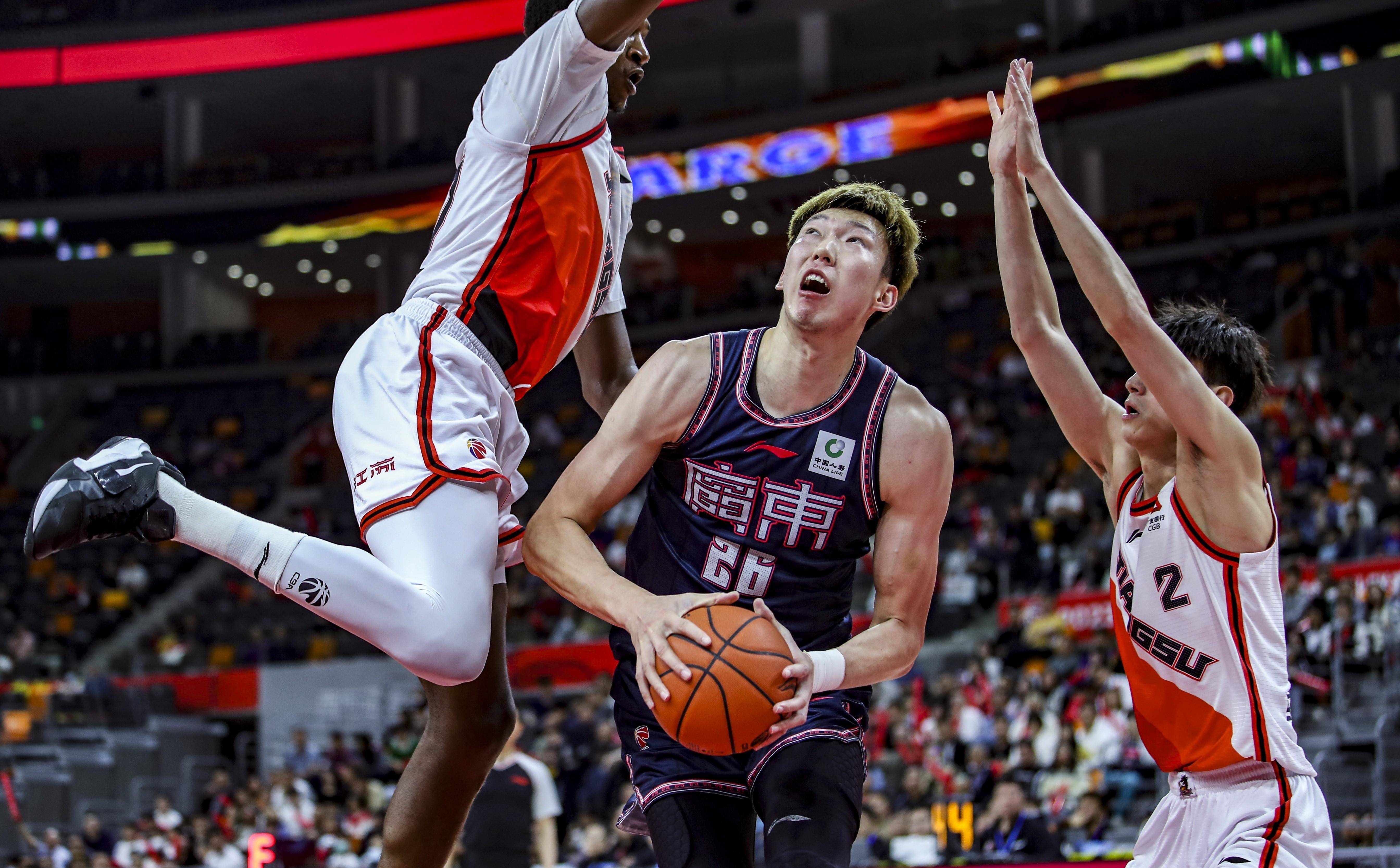 九游app下载-男篮比赛正酣畅进行精彩绝伦谁与争锋？的简单介绍