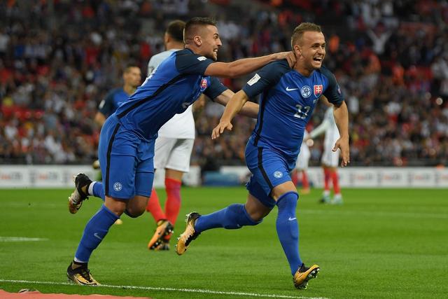 斯洛伐克队小胜对手，重回晋级赛道