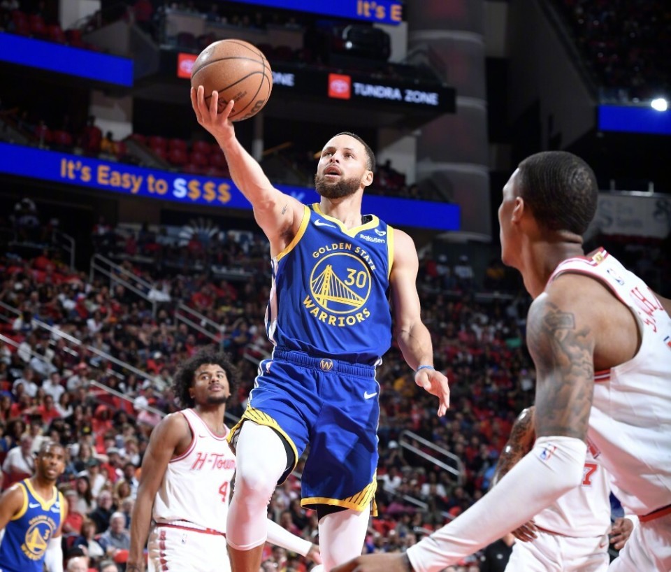 九游娱乐-鹈鹕逆袭击败劲敌，冲击季后赛名额有望