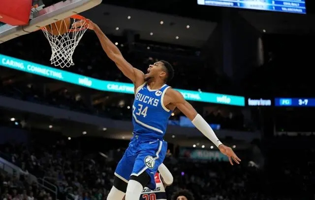 九游体育-雄鹿主力球员状态神勇,球队迎来六连胜