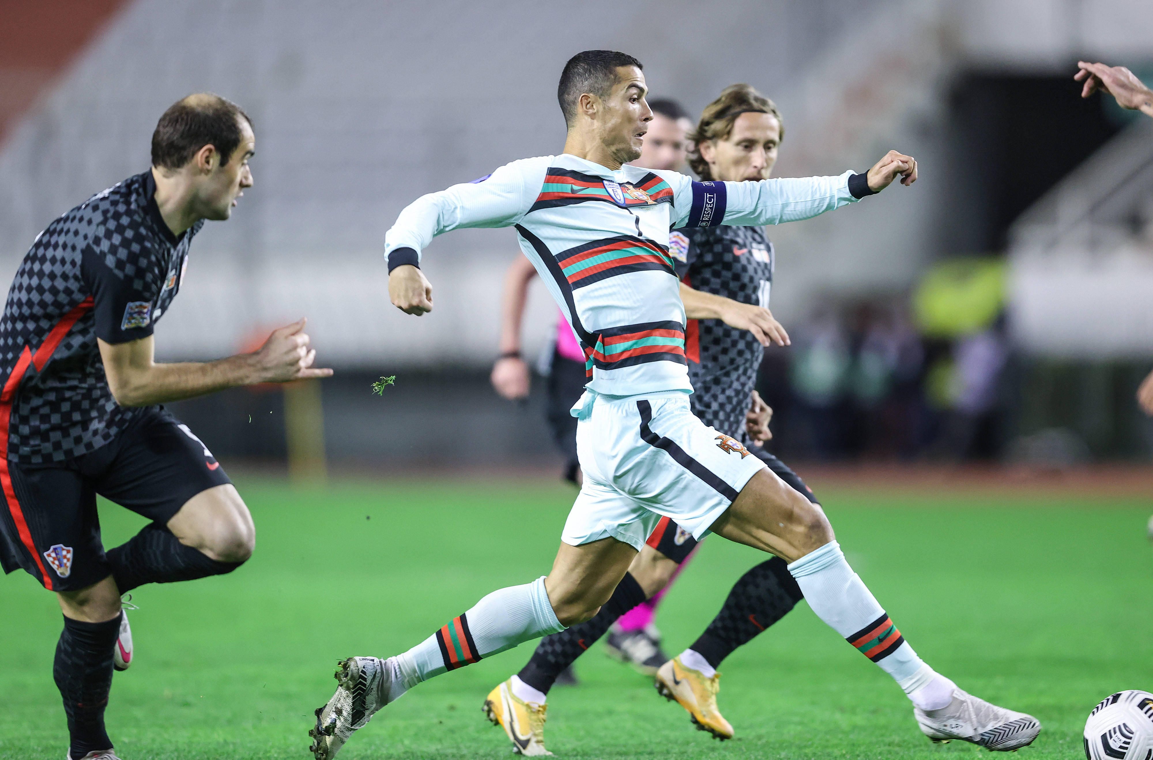 九游娱乐app下载-克罗地亚主场击败斯洛伐克,取得重要胜利的简单介绍