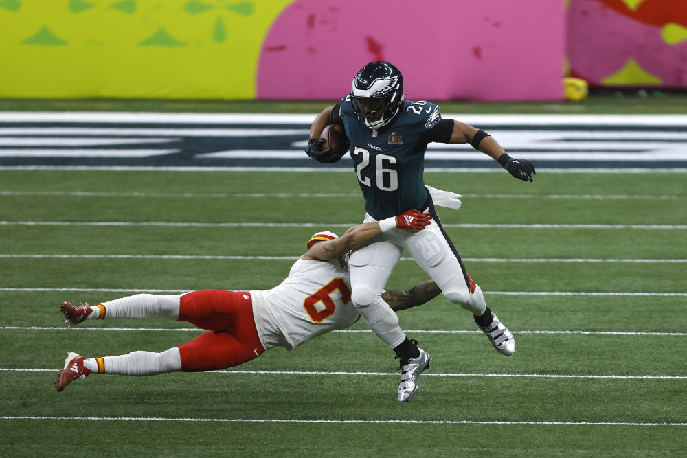 九游游戏-雄鹿队主场大胜老鹰，莲花座神射手葛拉茨秀的简单介绍