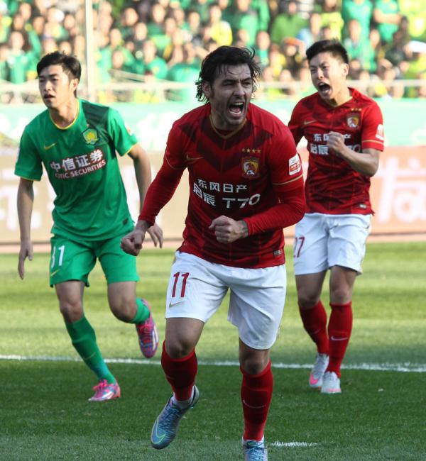 九游娱乐网站-马克西姆首次登场北京国安爆冷夺胜